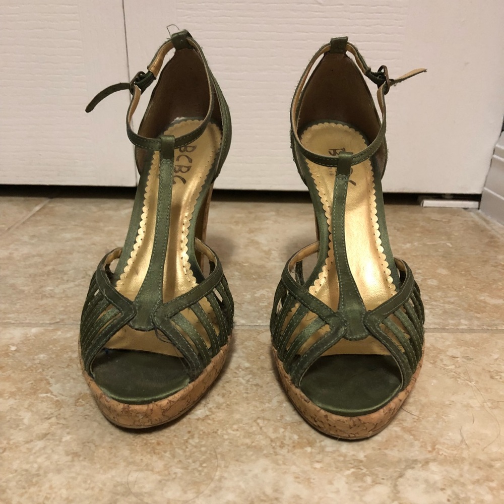 BCBG women’s sandals